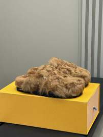 Picture of Louis Vuitton Slippers _SKULVsz35-42mnq1005536